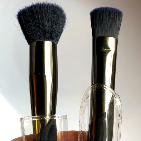 NEW 2 FARAH Brushes - Picture 1 of 3